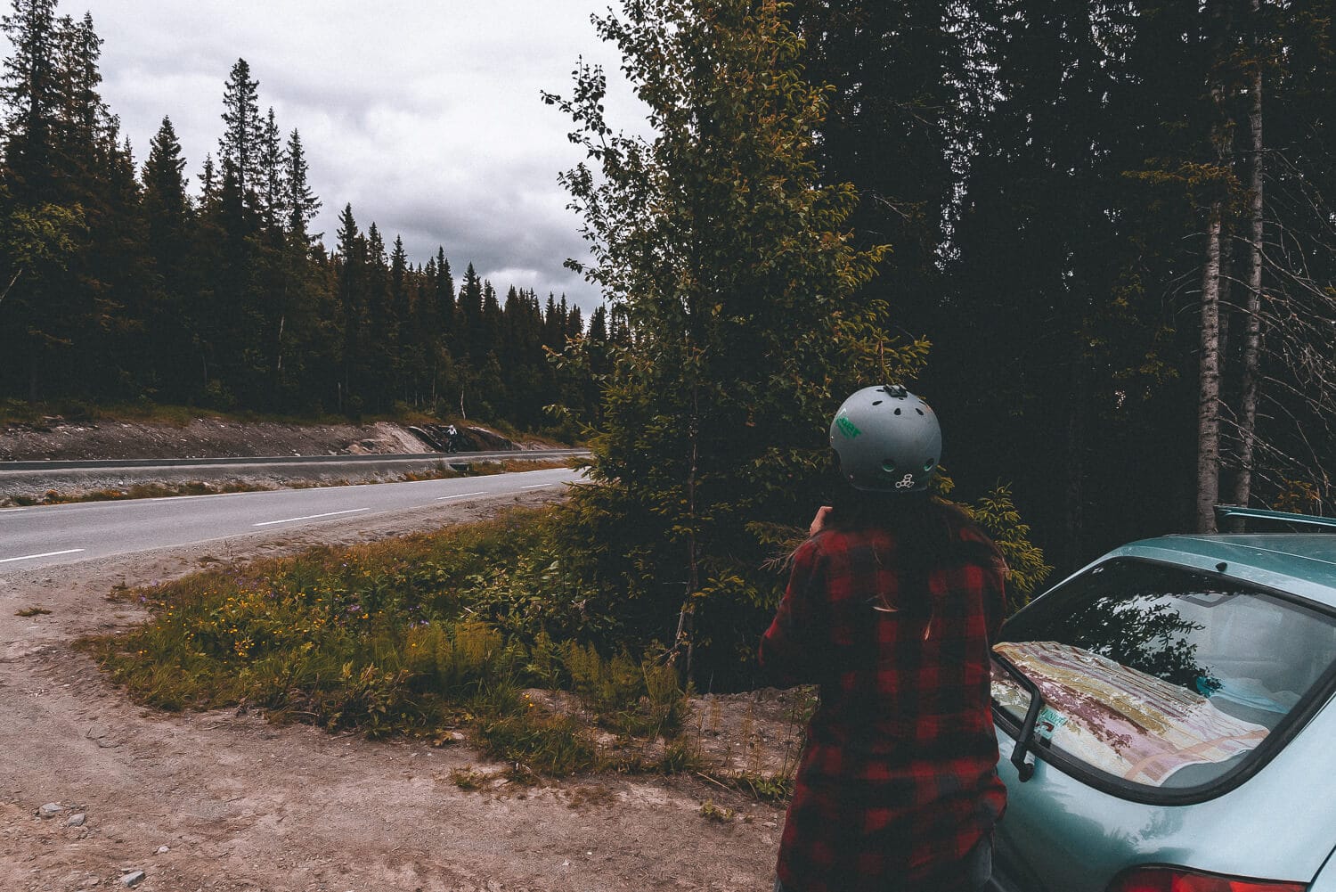 longboarder in Noorwegen Beitostolen