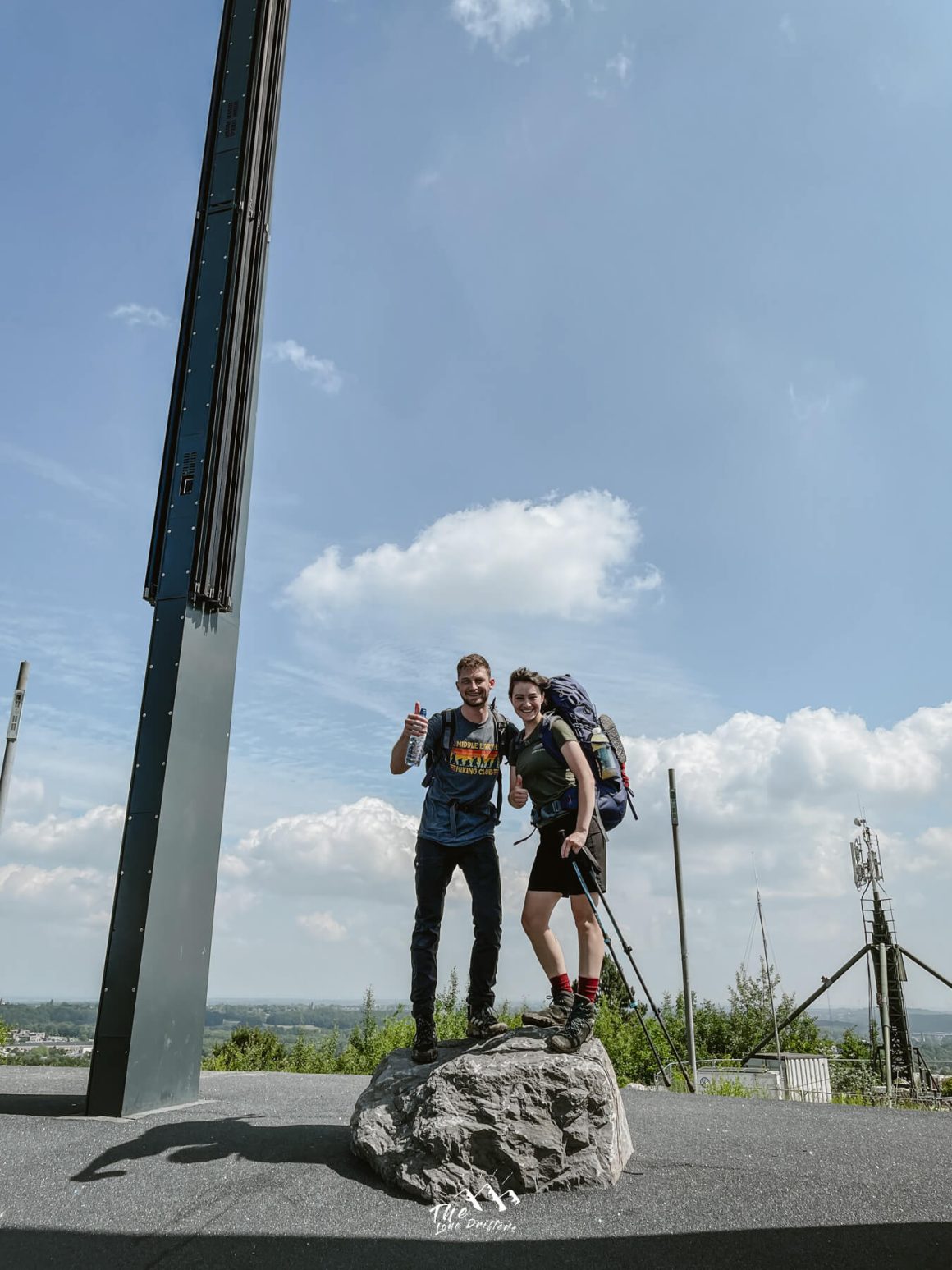 2 wandelaars tijdens dutch mountain trail